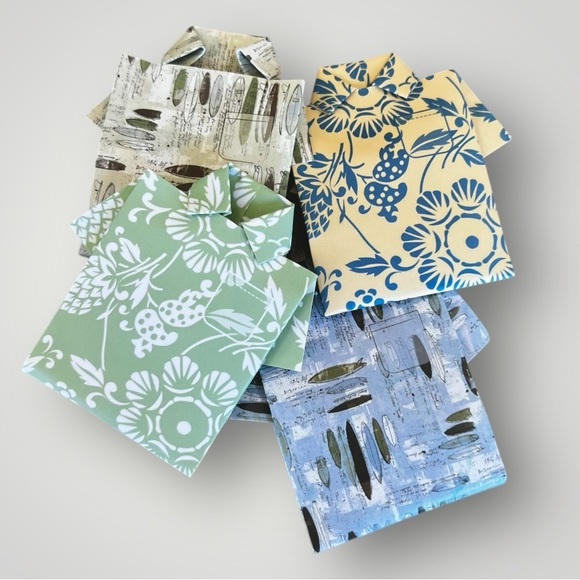 Hawaiian Airlines Salt & Pepper ORIGAMI Aloha Shirt Collectible Souvenir New - Picture 14 of 16